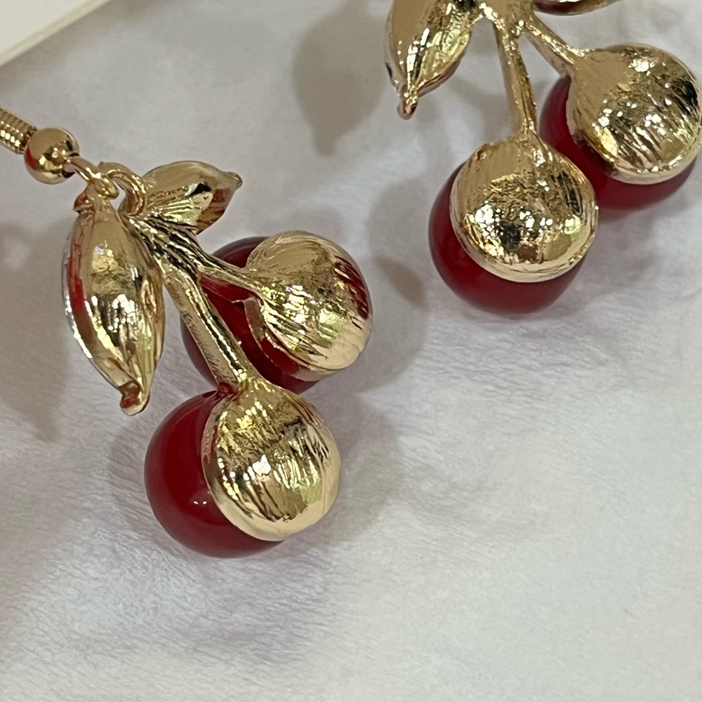 Cherry Red and Green Earrings - Picture 6 of 7
